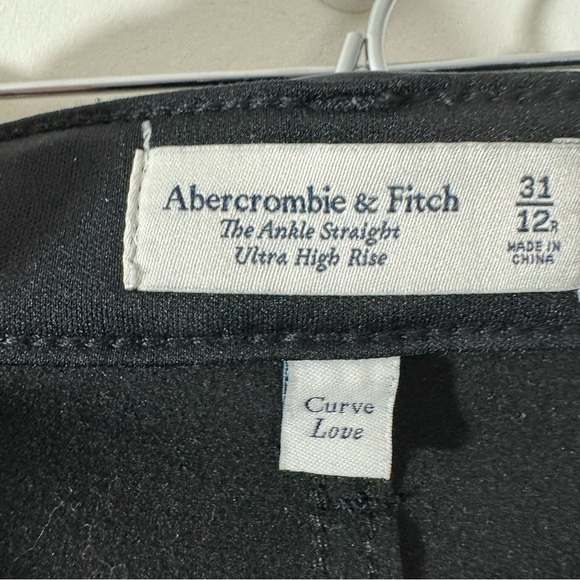 Abercrombie Mixed Fabric Ultra High Rise Ankle Straight Jeans Black Faux Leather - Picture 10 of 14